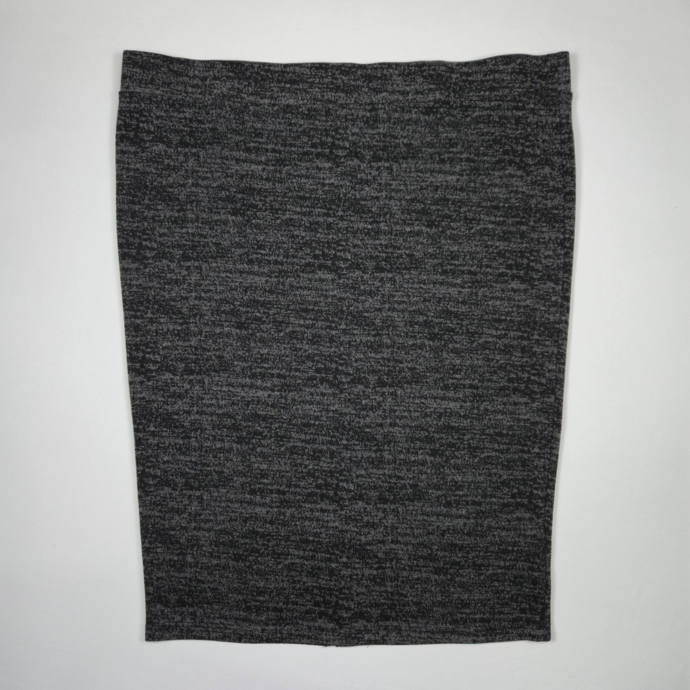 Torrid Women's Sizeโ 4 Black Heathered Stretch Knit Pencil Skirt Knee Length